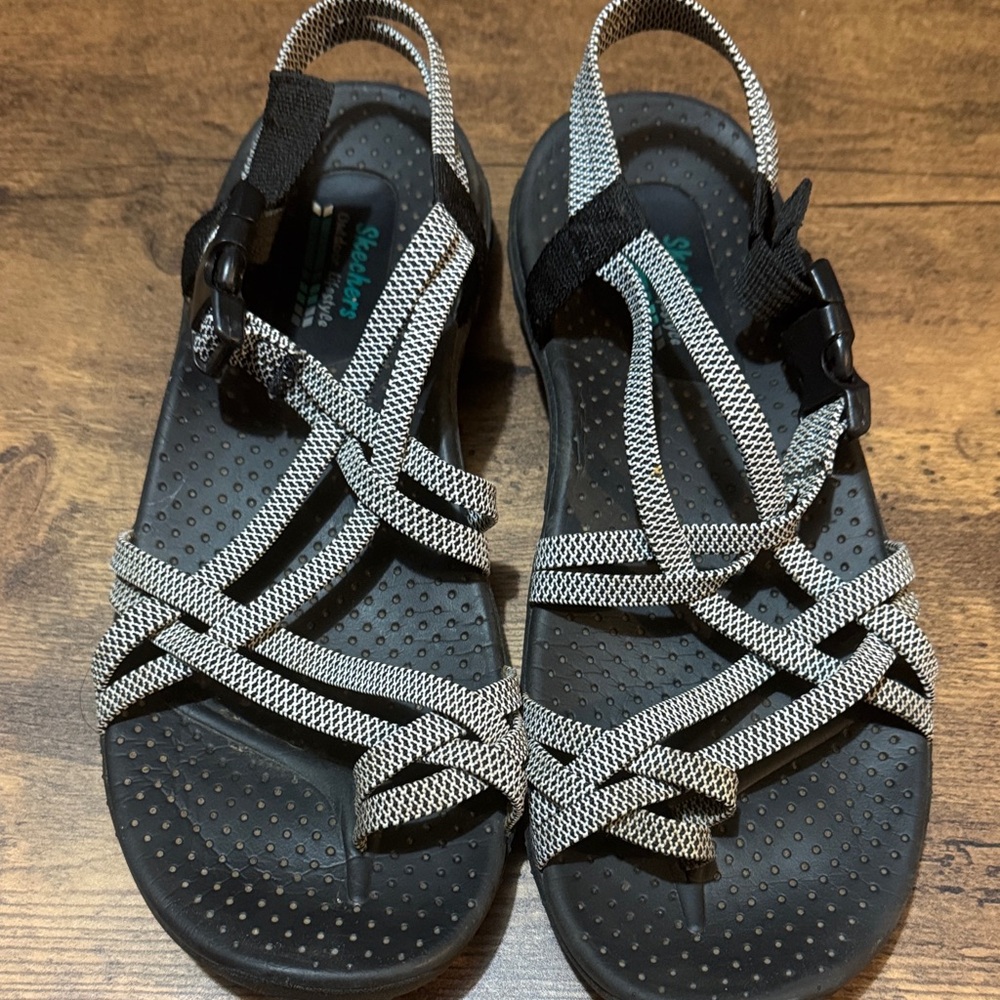 Skechers Women’s Black and White Strappy Sport Sandals